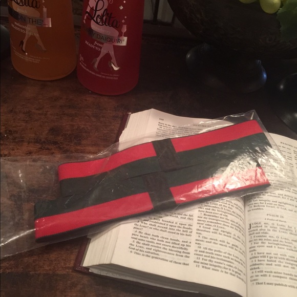 Rhinestone red and green headband - Picture 2 of 2